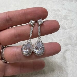 Princess Cut Silver Cubic Zirconia Pear/Teardrop Wedding Bridal Quince Earrings